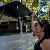 lifting gullwing window on 78 series landcruiser