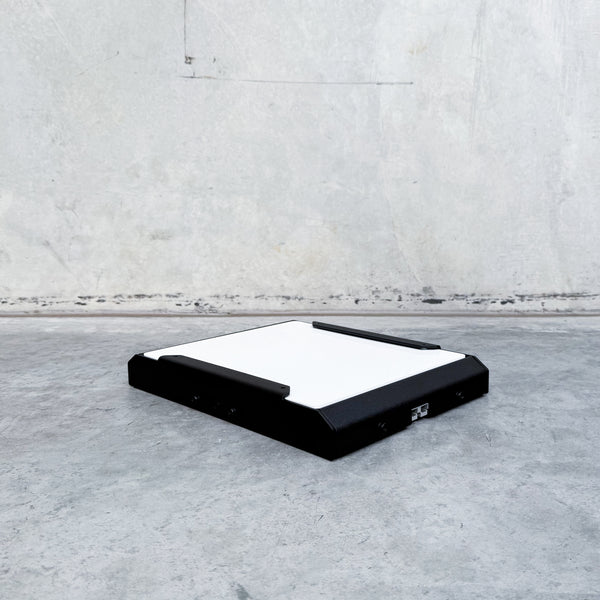 anderson plug installed into a starlink mounting bracket